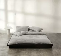 Calvin Klein Home Logo Essentials Bettwäsche 150x210 Cm, Stone -Home-Verkäufe 2023 calvin klein home logo essentials 150x2101x50x60 duvetcoverset dusk 13