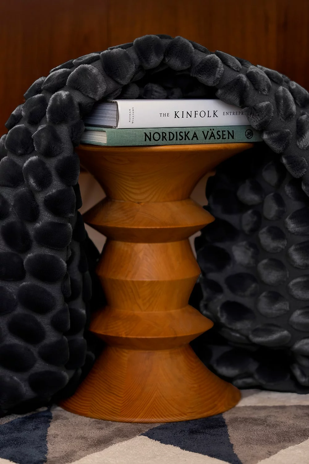 Ceannis Egg Decke 130x170 Cm, Schwarz 5 Ceannis Egg Decke 130x170 Cm, Schwarz – Bild 3