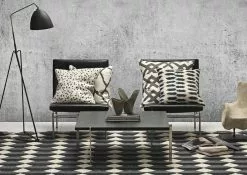 Chhatwal & Jonsson Tiger Dot Kissenbezug 50x50cm, Weiss/ Blau 6 Chhatwal & Jonsson Tiger Dot Kissenbezug 50x50cm, Weiss/ Blau -Home-Verkäufe 2023 chhatwal jonsson tiger dot kissenbezug 50x50cm weiss grau 1