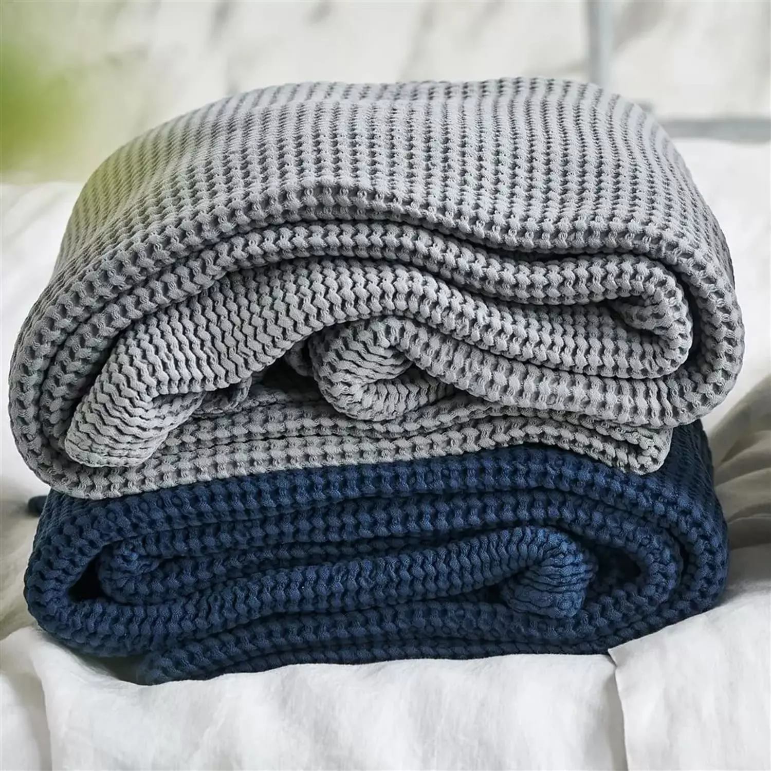 Designers Guild Alba Decke 244x267 Cm, Midnight 5 Designers Guild Alba Decke 244x267 Cm, Midnight – Bild 3