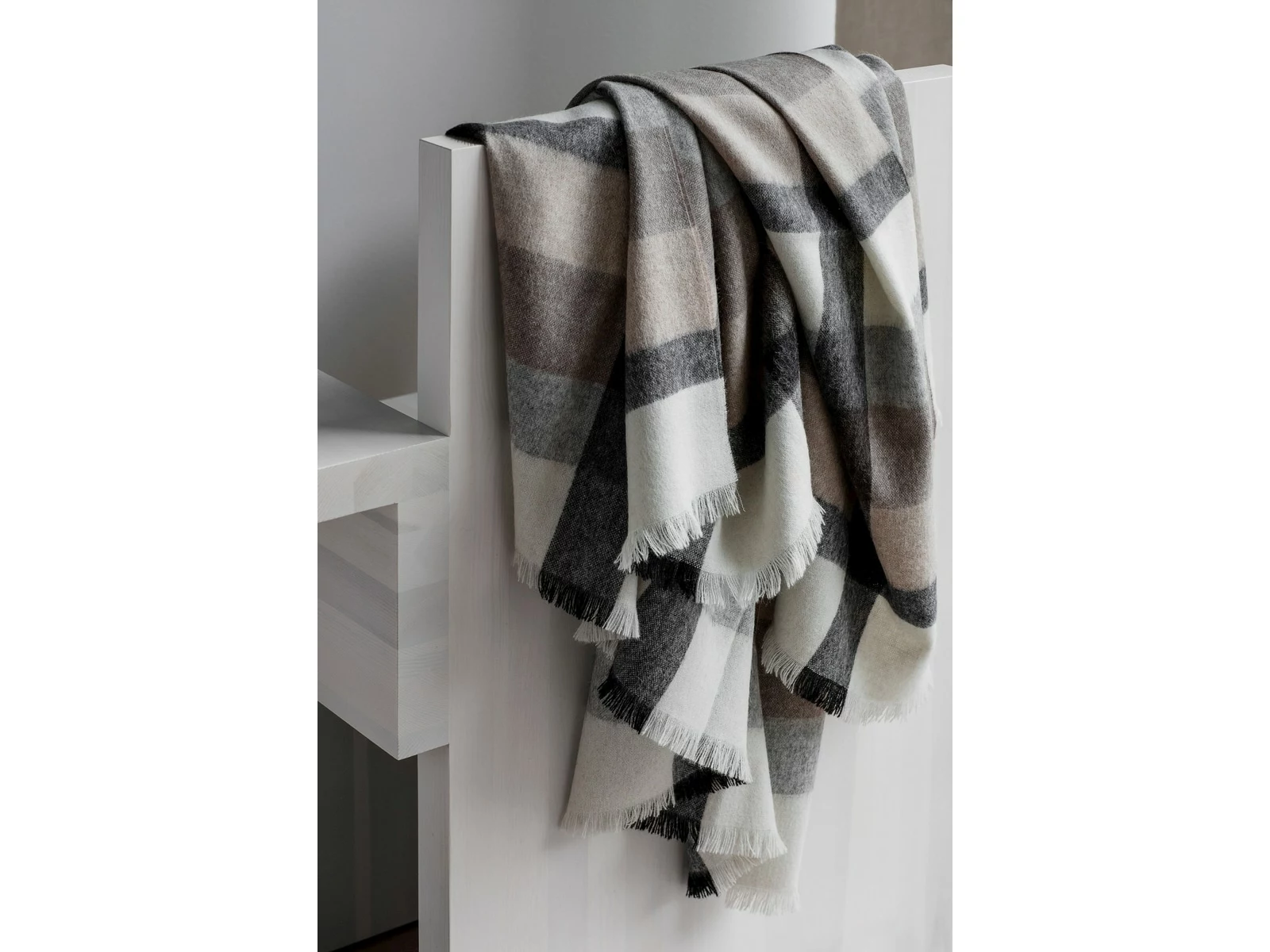 Elvang Intersection Decke 130x190 Cm, Grün 5 Elvang Intersection Decke 130x190 Cm, Grün – Bild 3