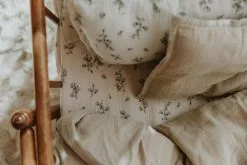 Garbo & Friends Bluebell Muslin Spannbetttuch, 180x200 Cm -Home-Verkäufe 2023 garbo friends bluebell muslin spannbetttuch 2 3