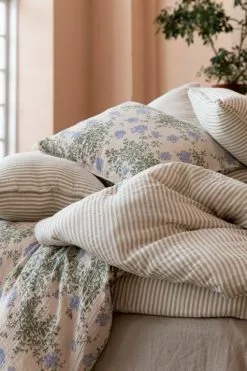 Garbo & Friends Stripe Anjou Kissenbezug Musselin, 50x70 Cm -Home-Verkäufe 2023 garbo friends stripe anjou kissenbezug musselin 2