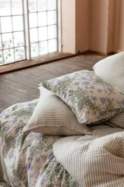 Garbo & Friends Stripe Anjou Kissenbezug Musselin, 50x60 Cm -Home-Verkäufe 2023 garbo friends stripe anjou kissenbezug musselin 3 2