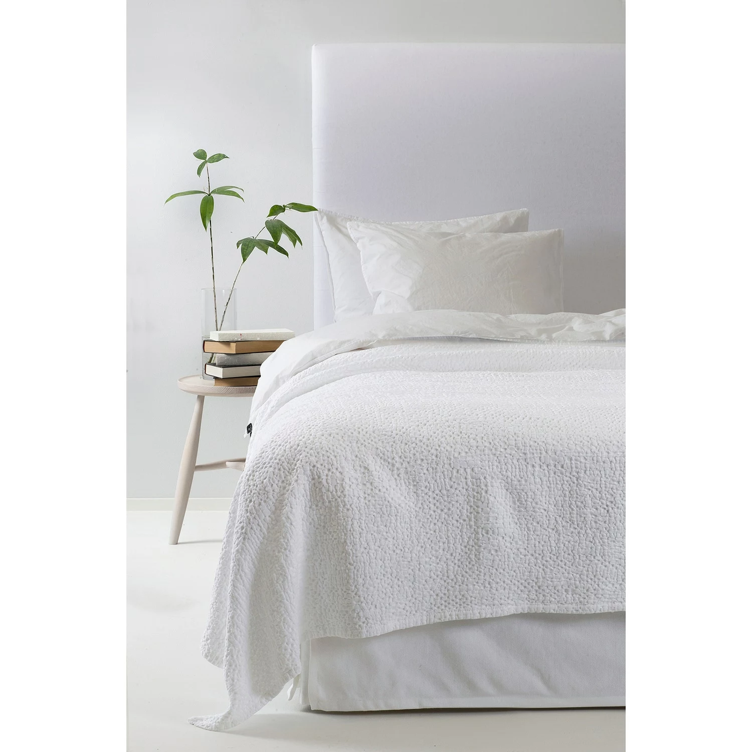 Himla Dani Tagesdecke 160x260 Cm, Weiß 4 Himla Dani Tagesdecke 160x260 Cm, Weiß – Bild 2