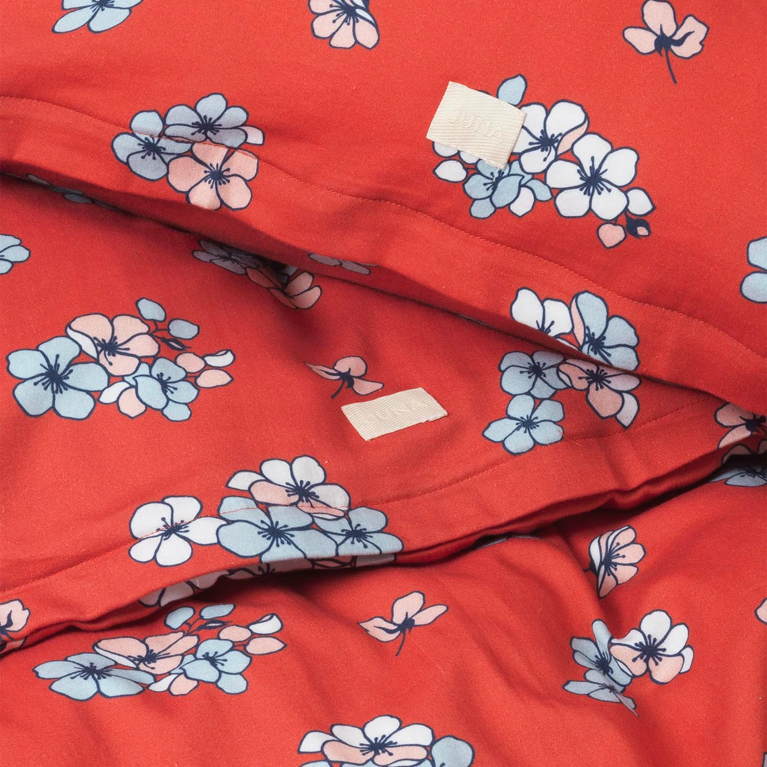 Juna Grand Pleasantly Bettbezug-Set 150x210 + 50x60 Cm, Chili 5 Juna Grand Pleasantly Bettbezug-Set 150x210 + 50x60 Cm, Chili – Bild 3