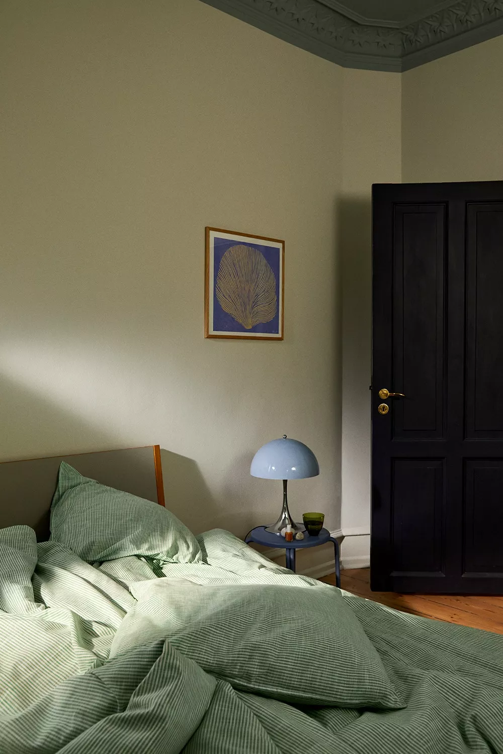 Juna Monochrome Lines Bettbezug-Set 140x200 + 50x70 Cm, Grün 6 Juna Monochrome Lines Bettbezug-Set 140x200 + 50x70 Cm, Grün – Bild 4