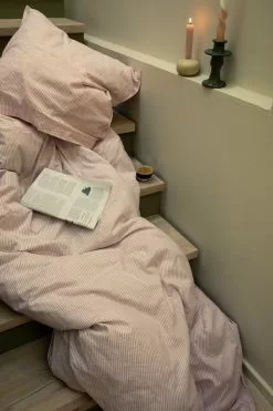 Juna Monochrome Lines Bettbezug-Set 150x210 + 50x60 Cm, Rosa -Home-Verkäufe 2023 juna monochrome lines bettwasche rosa wei 1