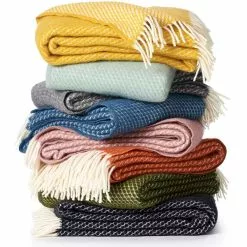 Klippan Yllefabrik Velvet Throw 130x200 Cm, Avocado -Home-Verkäufe 2023 klippan yllefabrik velvet throw 130x200 cm 1