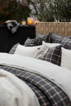 Lexington Striped Bettdeckenbezug Off-white / Beige, 220x220 Cm -Home-Verkäufe 2023 lexington striped bettdeckenbezug off white beige 1