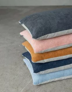 Mette Ditmer RIBBON Zierkissen, 60x40 Cm, Dunkelgrau Melange / Hellgrau -Home-Verkäufe 2023 mette ditmer ribbon zierkissen 60x40 cm dunkelgrau melange hellgrau 2