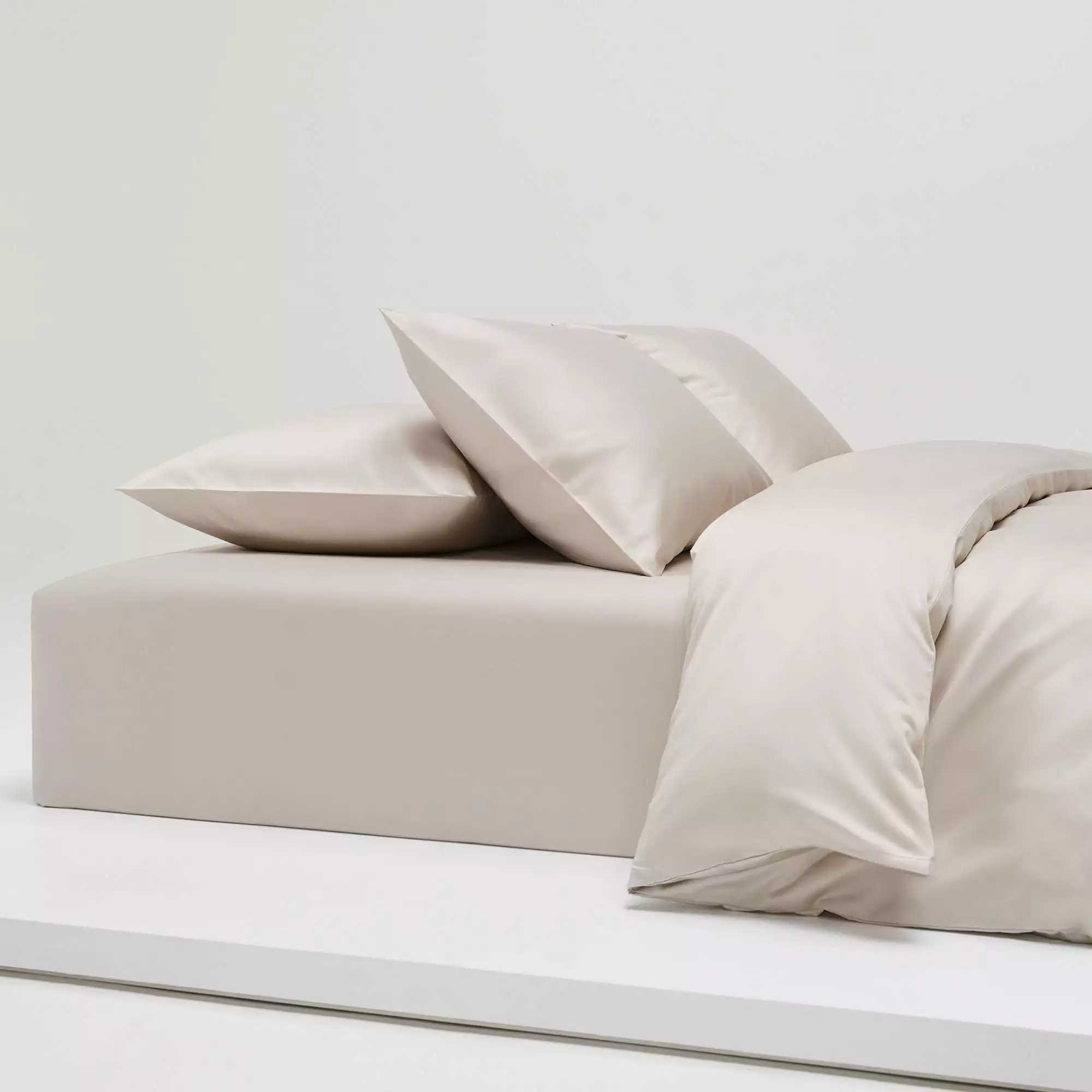 Ogland Shade Spannbetttuch Nordic Greige, 180x200 Cm 4 Ogland Shade Spannbetttuch Nordic Greige, 180x200 Cm – Bild 2