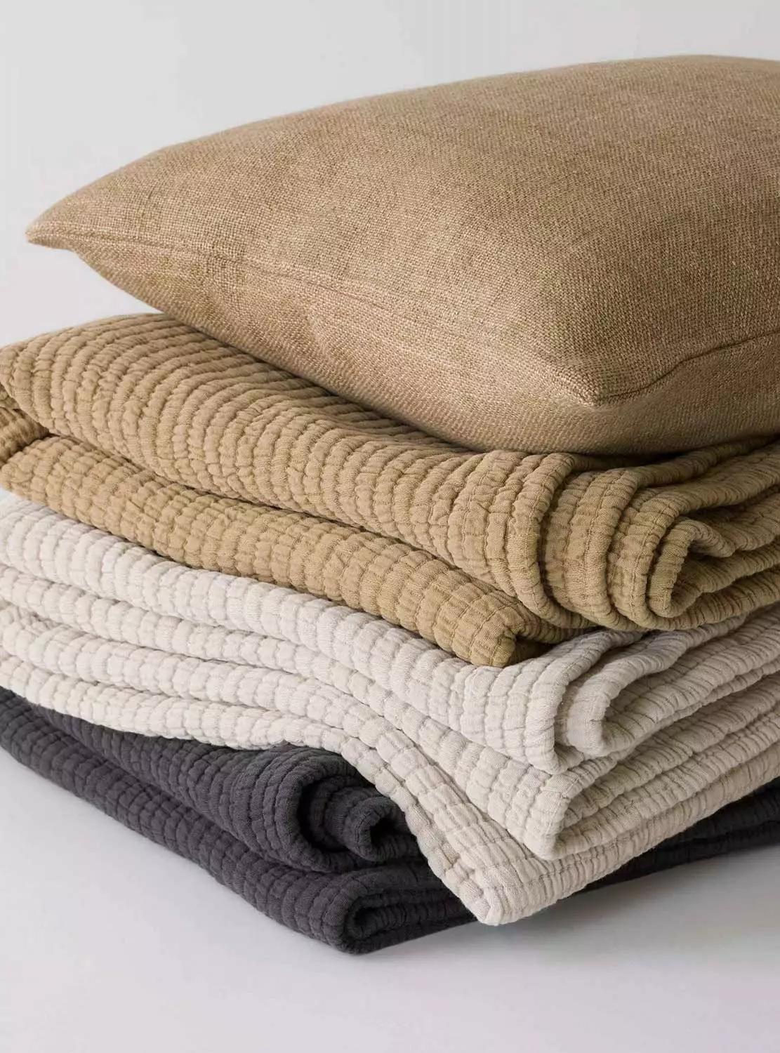 Tell Me More Brick Tagesdecke 140x200 Cm 5 Tell Me More Brick Tagesdecke 140x200 Cm – Bild 3