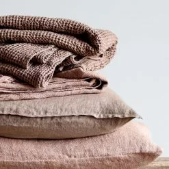 Tell Me More Linen Kissenbezug 65x65 Cm, Chestnut -Home-Verkäufe 2023 tell me more kissenbezug leinen 65x65 cm 26