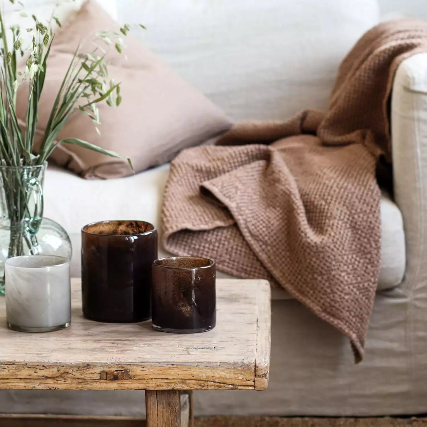 Tell Me More Miro Decke 140x200 Cm, Almond 4 Tell Me More Miro Decke 140x200 Cm, Almond – Bild 2