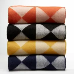 Verpan Mirror Wollplaid 130x190 Cm, Gelb -Home-Verkäufe 2023 verpan mirror wollplaid 130x190 cm 1